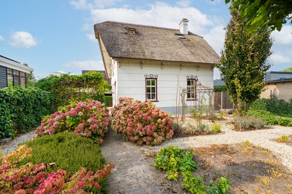 Verkocht: Julianastraat 1A, 4281 NR Andel